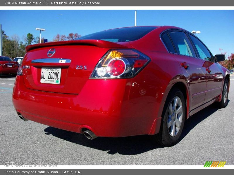 Red Brick Metallic / Charcoal 2009 Nissan Altima 2.5 S