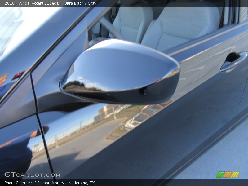 Ultra Black / Gray 2016 Hyundai Accent SE Sedan