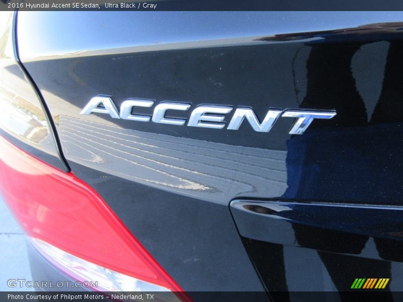 Ultra Black / Gray 2016 Hyundai Accent SE Sedan