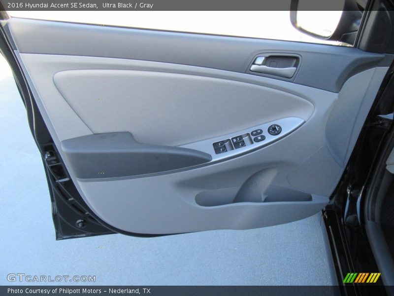 Ultra Black / Gray 2016 Hyundai Accent SE Sedan
