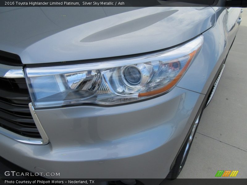 Silver Sky Metallic / Ash 2016 Toyota Highlander Limited Platinum