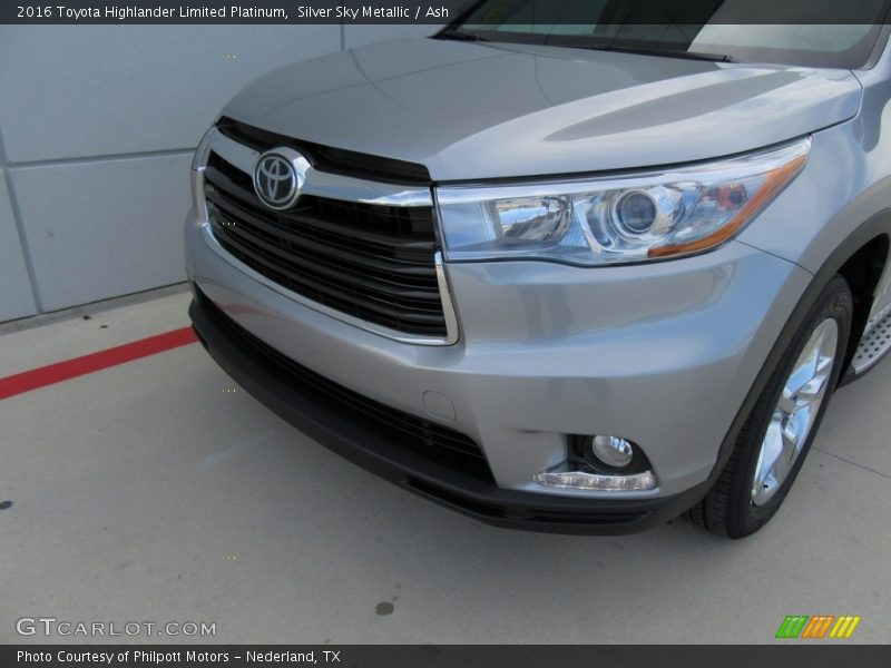 Silver Sky Metallic / Ash 2016 Toyota Highlander Limited Platinum