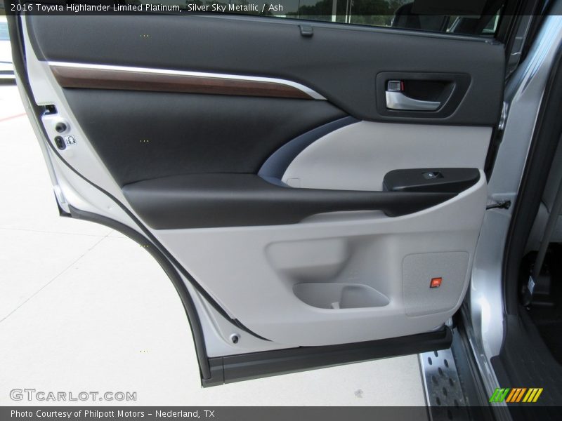 Silver Sky Metallic / Ash 2016 Toyota Highlander Limited Platinum
