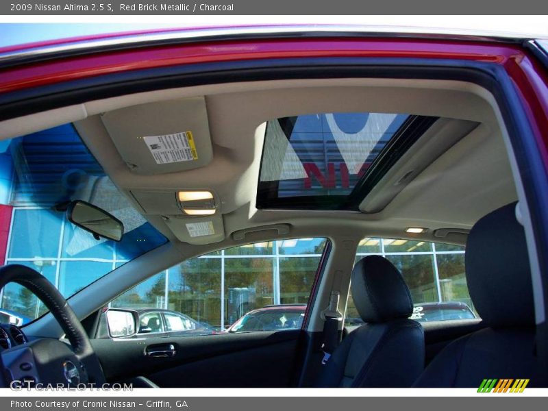 Red Brick Metallic / Charcoal 2009 Nissan Altima 2.5 S