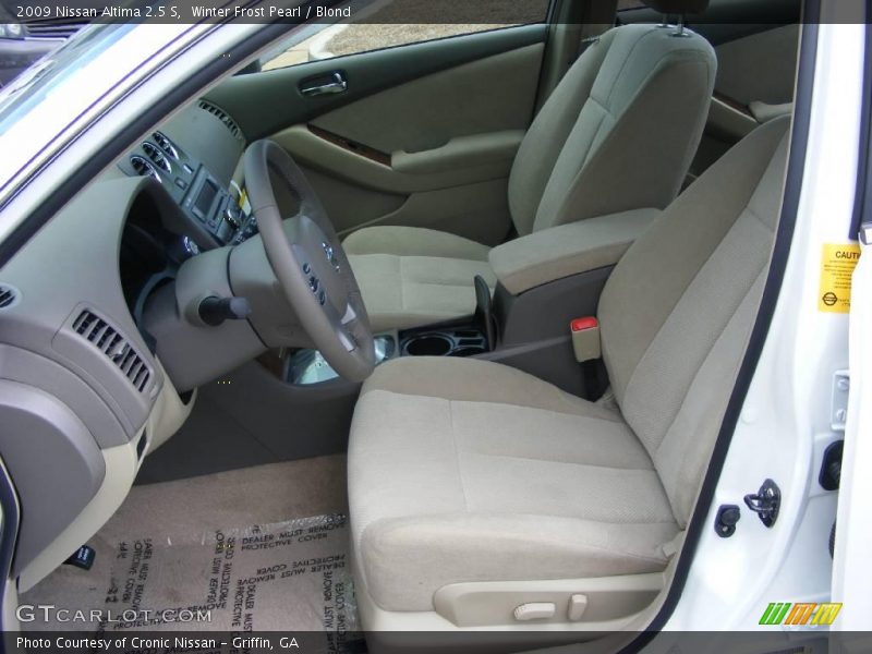 Winter Frost Pearl / Blond 2009 Nissan Altima 2.5 S