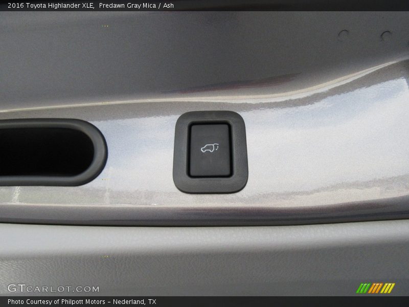 Predawn Gray Mica / Ash 2016 Toyota Highlander XLE