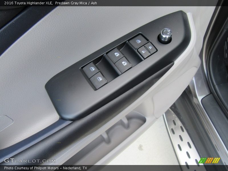 Predawn Gray Mica / Ash 2016 Toyota Highlander XLE