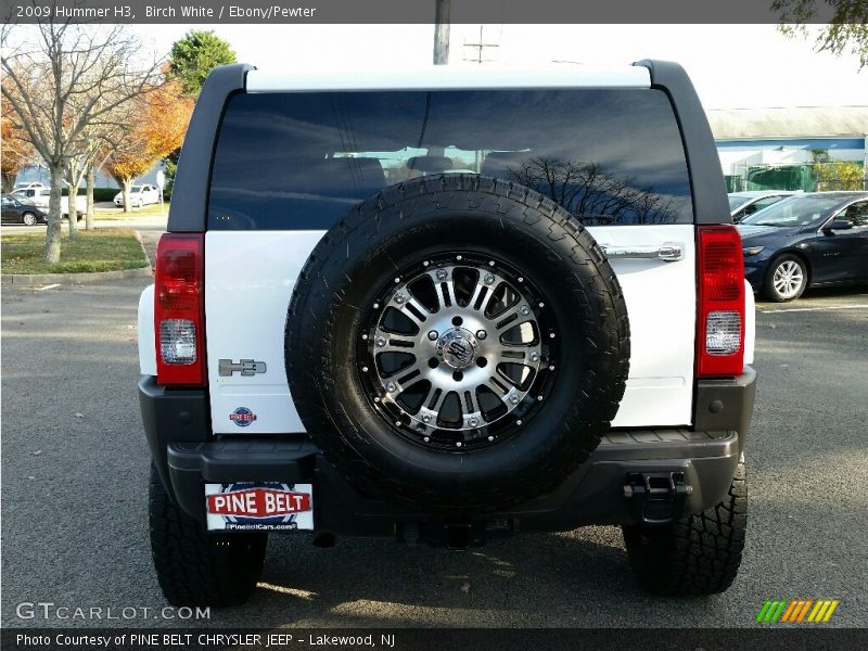 Birch White / Ebony/Pewter 2009 Hummer H3