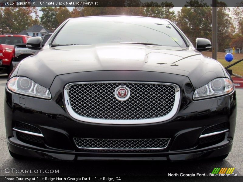 Ultimate Black Metallic / Ivory/Jet 2015 Jaguar XJ XJ