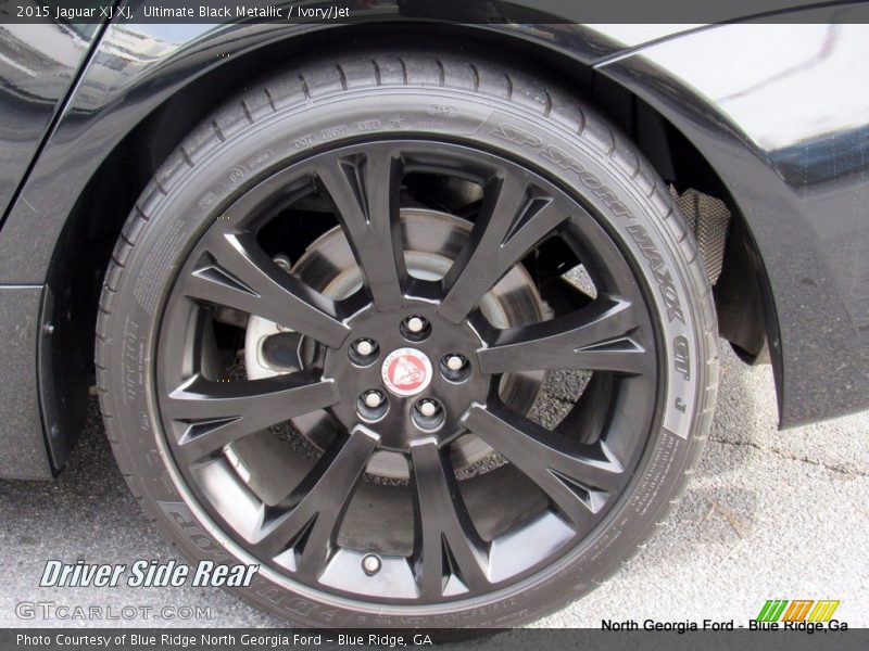 Ultimate Black Metallic / Ivory/Jet 2015 Jaguar XJ XJ