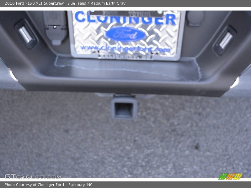Blue Jeans / Medium Earth Gray 2016 Ford F150 XLT SuperCrew