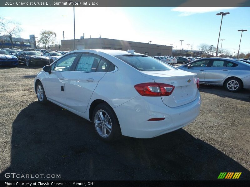 Summit White / Jet Black 2017 Chevrolet Cruze LT