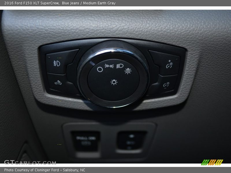 Blue Jeans / Medium Earth Gray 2016 Ford F150 XLT SuperCrew