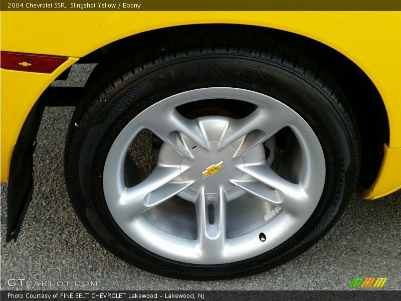 Slingshot Yellow / Ebony 2004 Chevrolet SSR