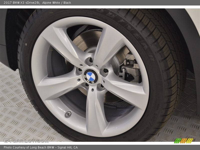 Alpine White / Black 2017 BMW X3 sDrive28i