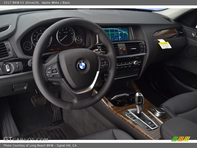 Alpine White / Black 2017 BMW X3 sDrive28i