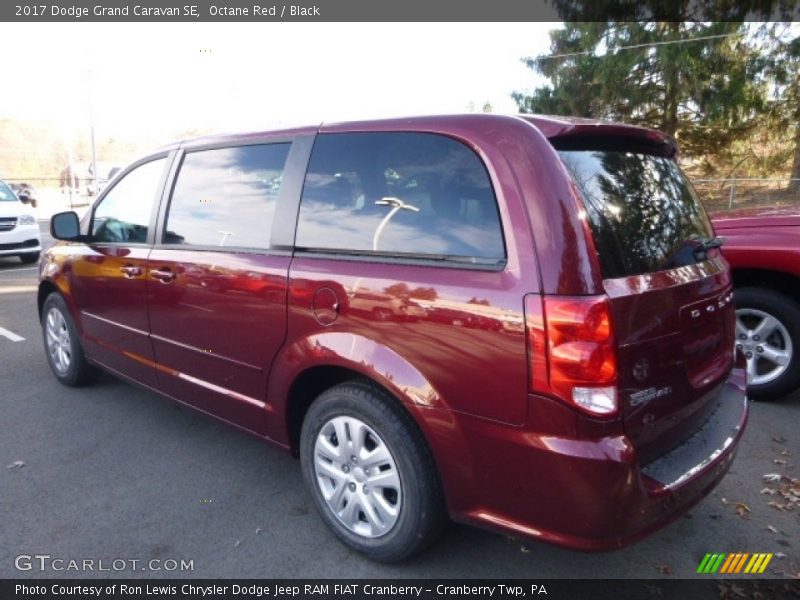 Octane Red / Black 2017 Dodge Grand Caravan SE