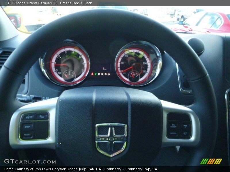 Octane Red / Black 2017 Dodge Grand Caravan SE