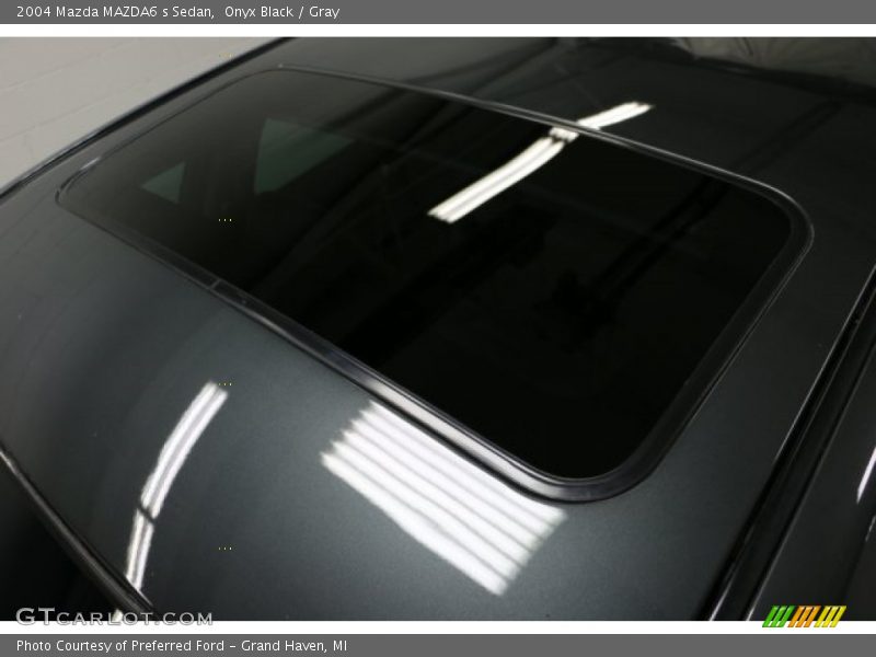 Onyx Black / Gray 2004 Mazda MAZDA6 s Sedan
