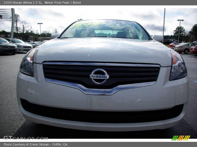 Winter Frost Pearl / Blond 2009 Nissan Altima 2.5 SL