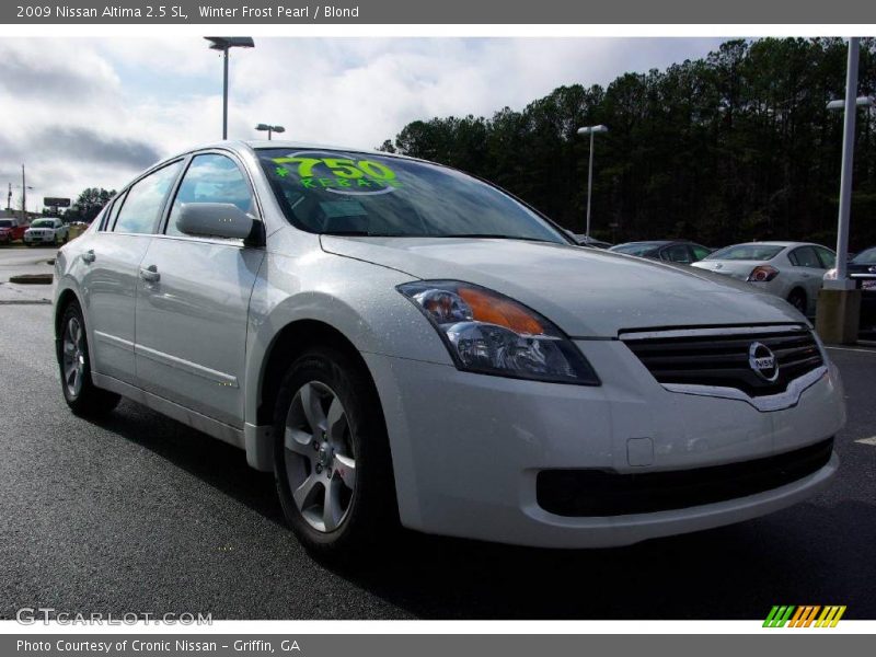 Winter Frost Pearl / Blond 2009 Nissan Altima 2.5 SL