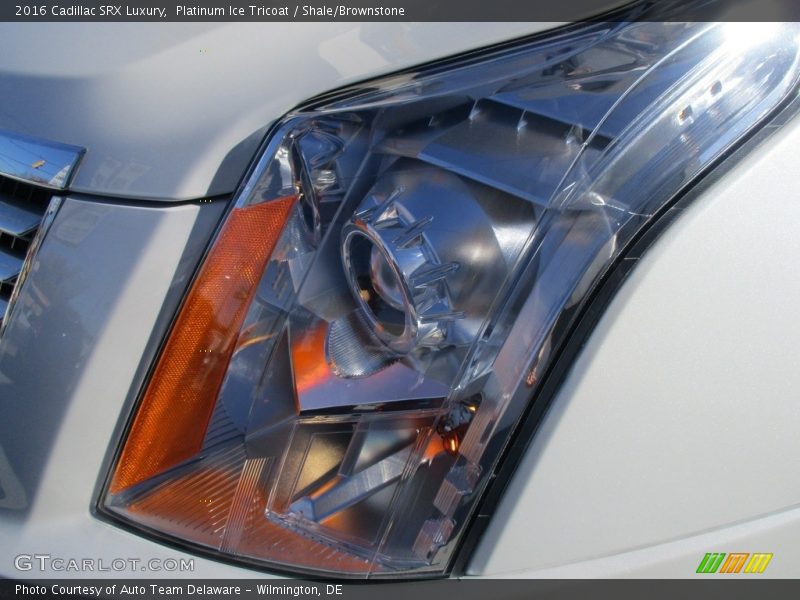 Platinum Ice Tricoat / Shale/Brownstone 2016 Cadillac SRX Luxury
