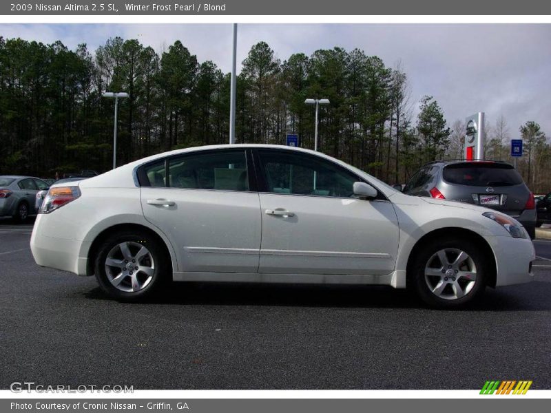 Winter Frost Pearl / Blond 2009 Nissan Altima 2.5 SL