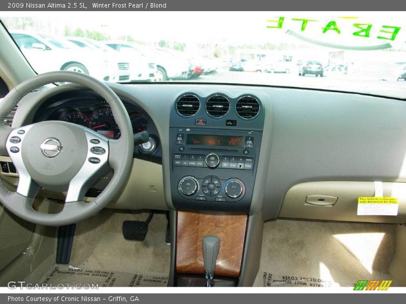 Winter Frost Pearl / Blond 2009 Nissan Altima 2.5 SL