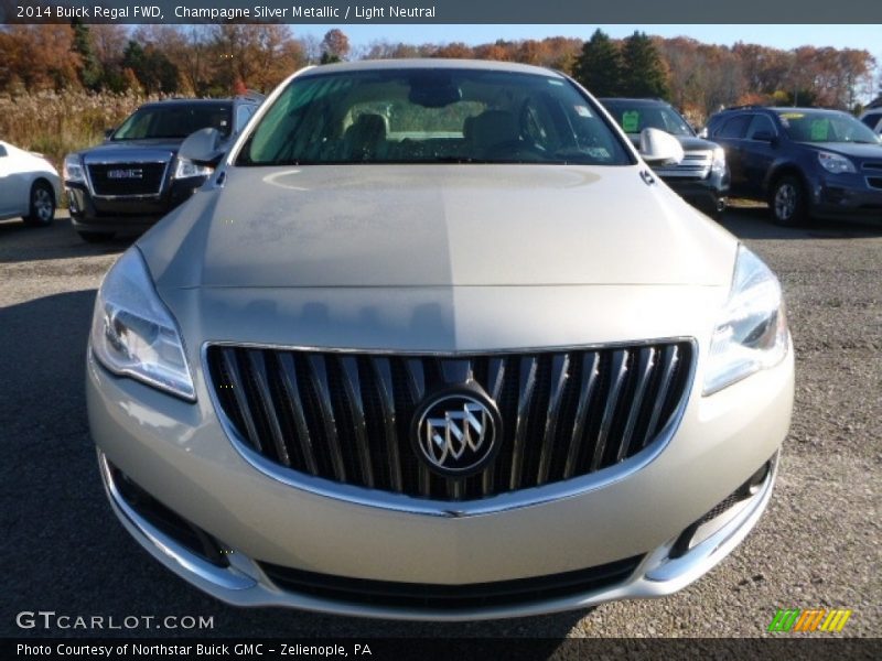 Champagne Silver Metallic / Light Neutral 2014 Buick Regal FWD