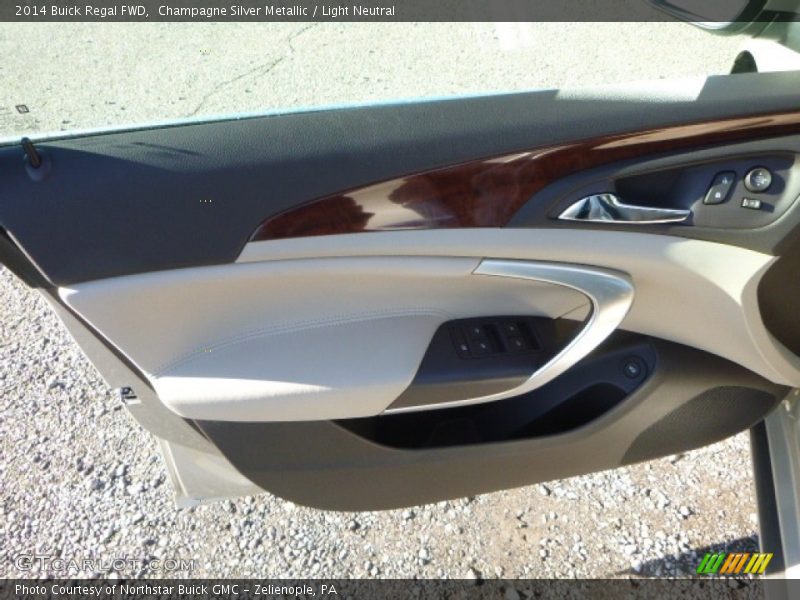 Champagne Silver Metallic / Light Neutral 2014 Buick Regal FWD