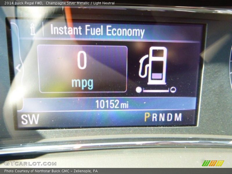 Champagne Silver Metallic / Light Neutral 2014 Buick Regal FWD