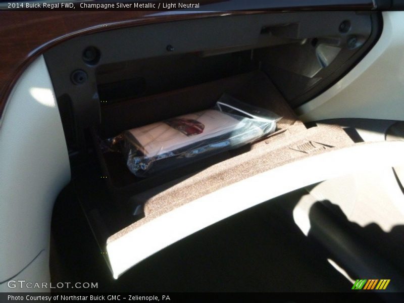Champagne Silver Metallic / Light Neutral 2014 Buick Regal FWD