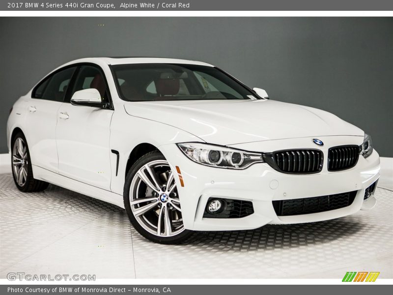 Front 3/4 View of 2017 4 Series 440i Gran Coupe