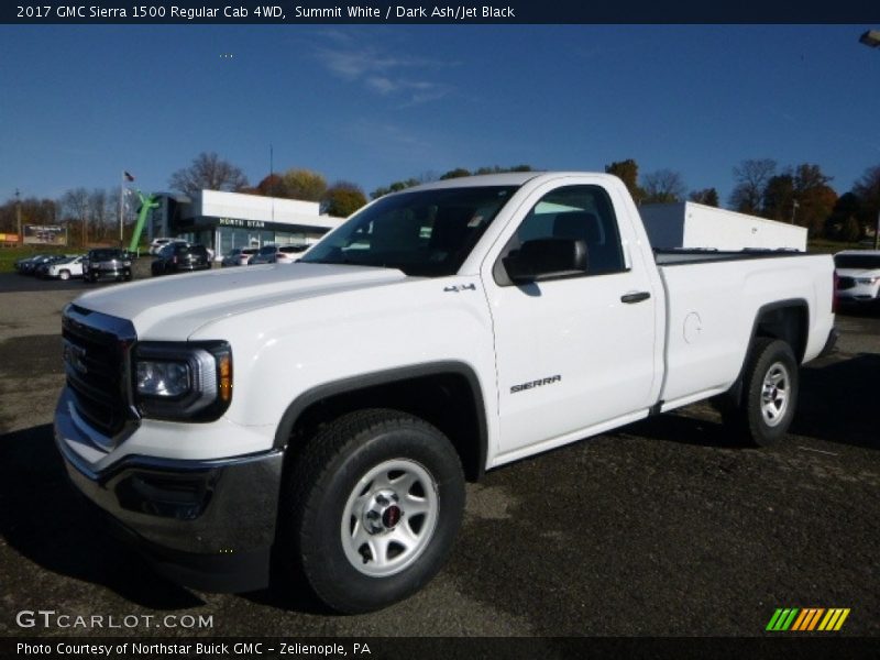 Front 3/4 View of 2017 Sierra 1500 Regular Cab 4WD