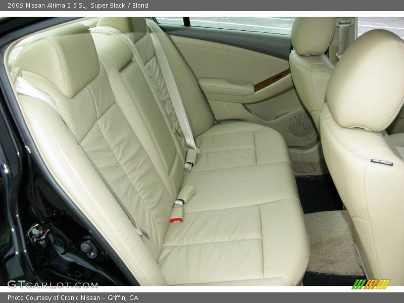 Super Black / Blond 2009 Nissan Altima 2.5 SL
