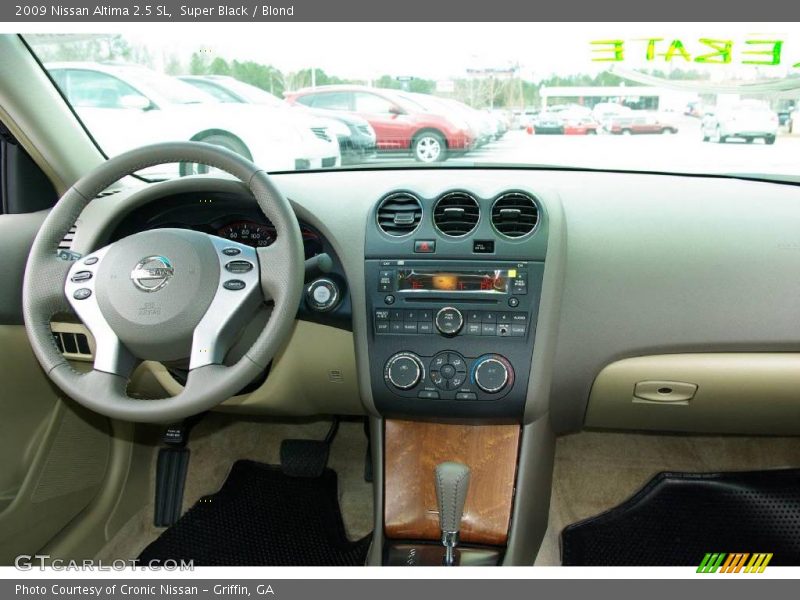 Super Black / Blond 2009 Nissan Altima 2.5 SL