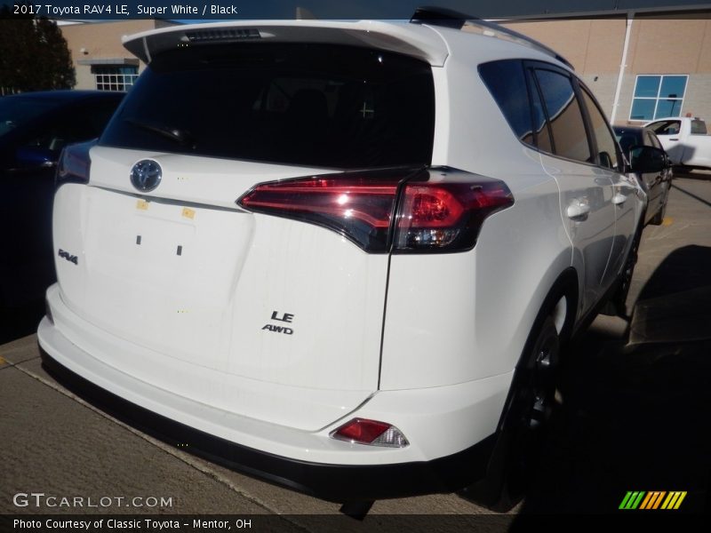 Super White / Black 2017 Toyota RAV4 LE