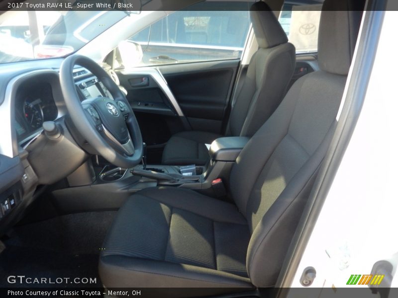 Super White / Black 2017 Toyota RAV4 LE
