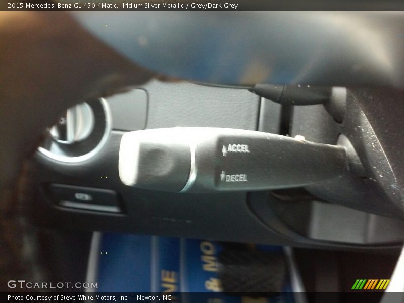 Iridium Silver Metallic / Grey/Dark Grey 2015 Mercedes-Benz GL 450 4Matic