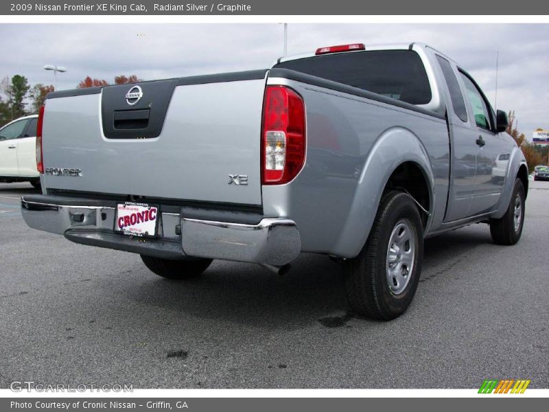 Radiant Silver / Graphite 2009 Nissan Frontier XE King Cab