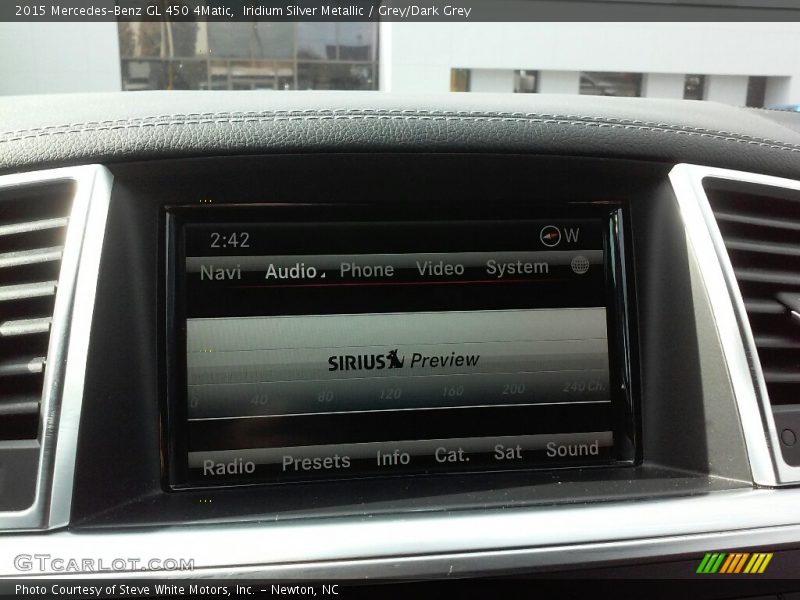 Iridium Silver Metallic / Grey/Dark Grey 2015 Mercedes-Benz GL 450 4Matic
