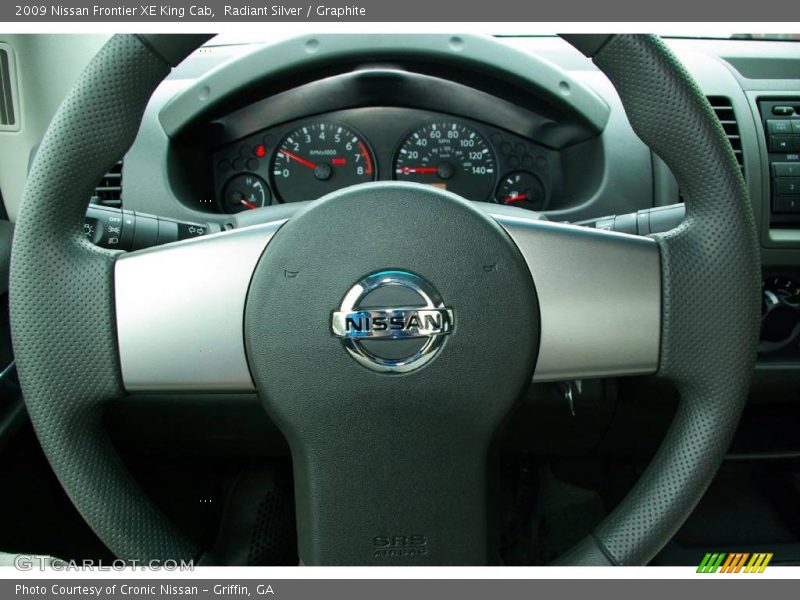 Radiant Silver / Graphite 2009 Nissan Frontier XE King Cab