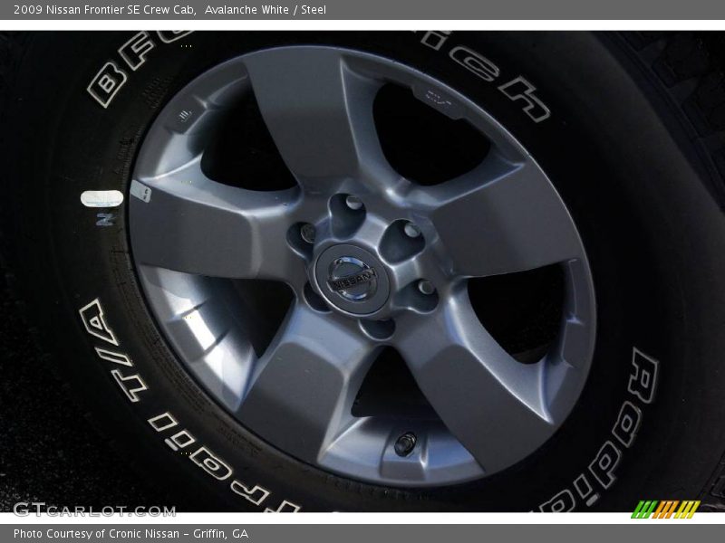 Avalanche White / Steel 2009 Nissan Frontier SE Crew Cab