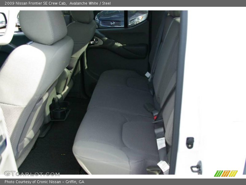 Avalanche White / Steel 2009 Nissan Frontier SE Crew Cab