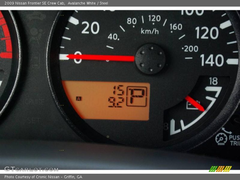 Avalanche White / Steel 2009 Nissan Frontier SE Crew Cab