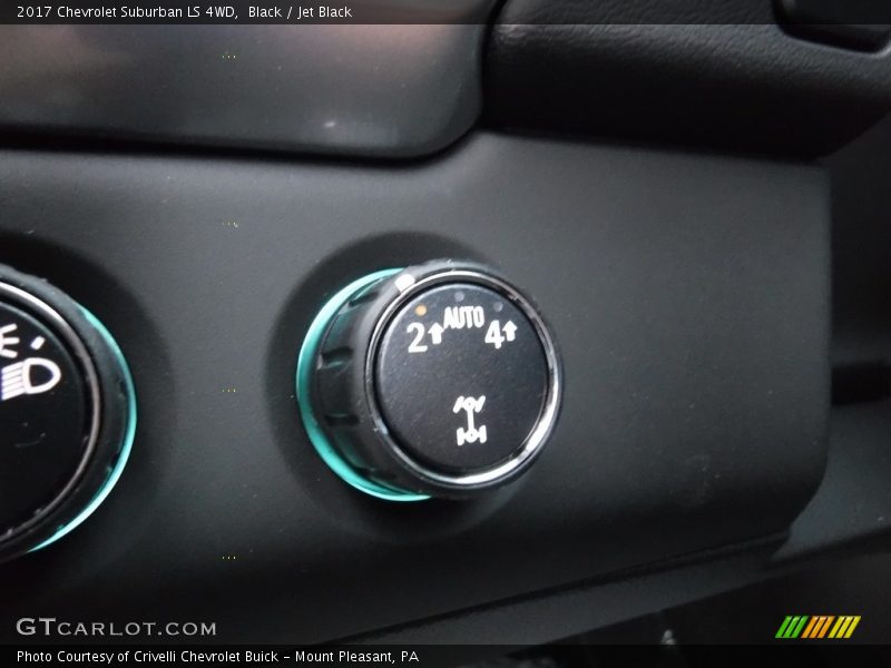 Black / Jet Black 2017 Chevrolet Suburban LS 4WD