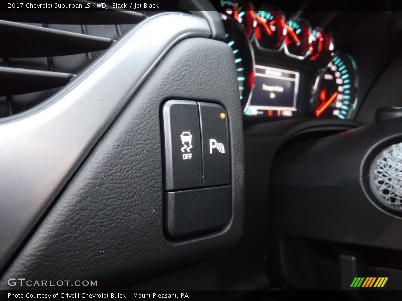 Black / Jet Black 2017 Chevrolet Suburban LS 4WD