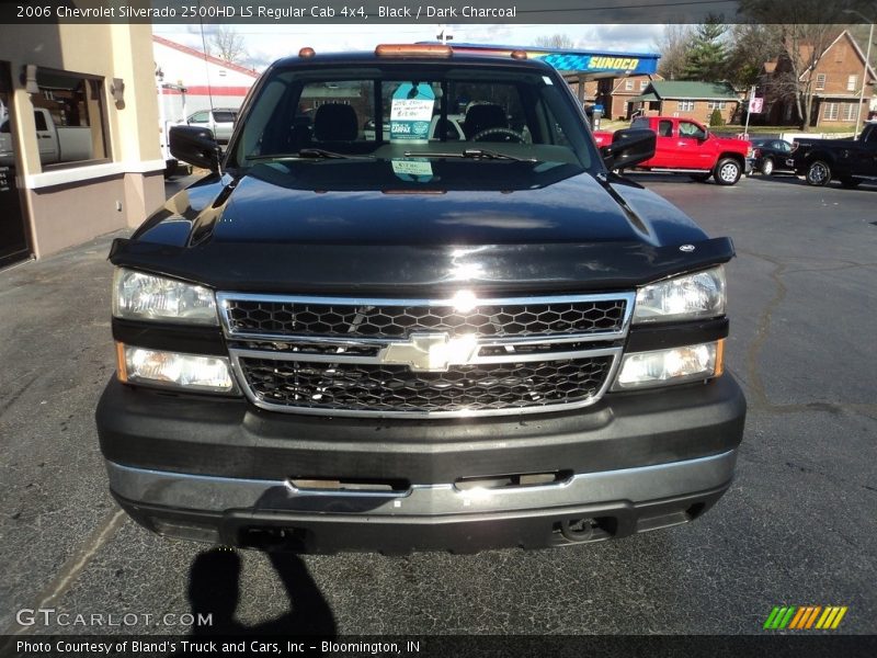 Black / Dark Charcoal 2006 Chevrolet Silverado 2500HD LS Regular Cab 4x4