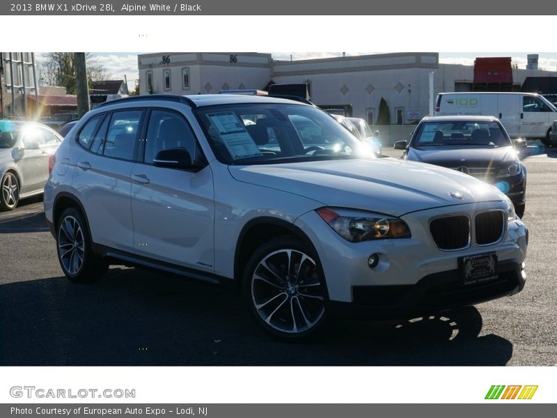 Alpine White / Black 2013 BMW X1 xDrive 28i