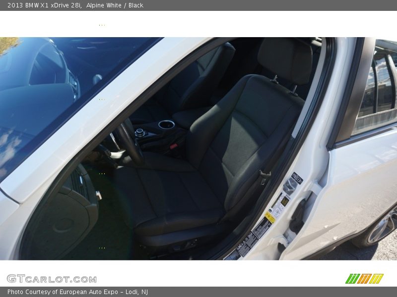 Alpine White / Black 2013 BMW X1 xDrive 28i